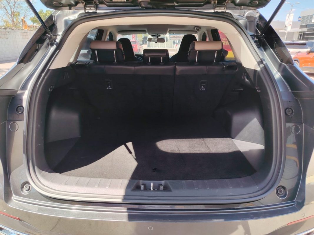 6e40f200-e72f-40b7-a49f-943882a02c3f