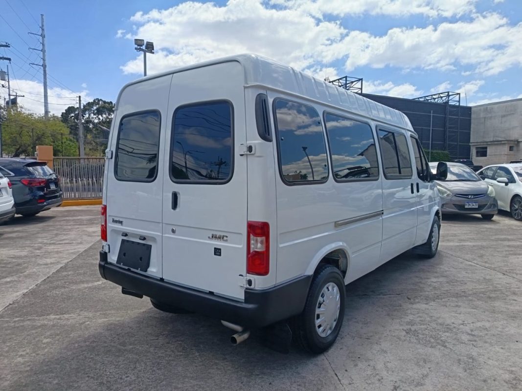 72d9a549-c06f-4612-ad11-5e87e652101b