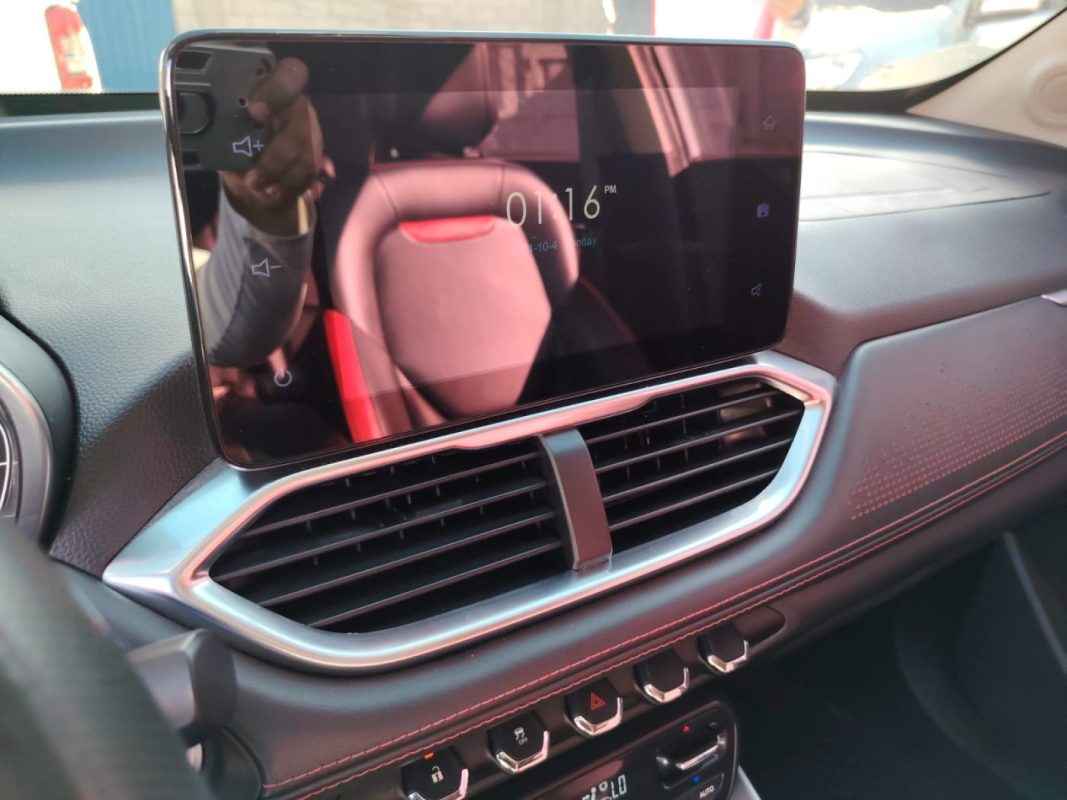 747dedcf-5d4c-4427-99c7-10a0a5a6abfa