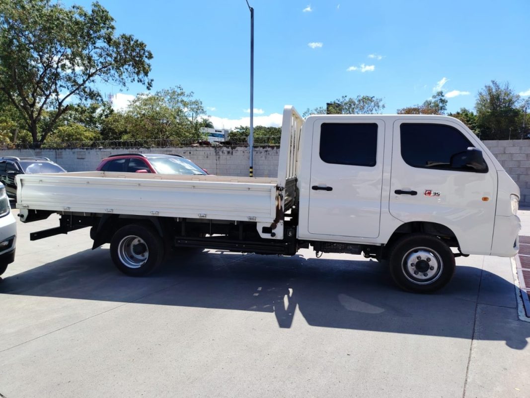 7501b7b3-8166-4f52-8caa-561dade66b6e