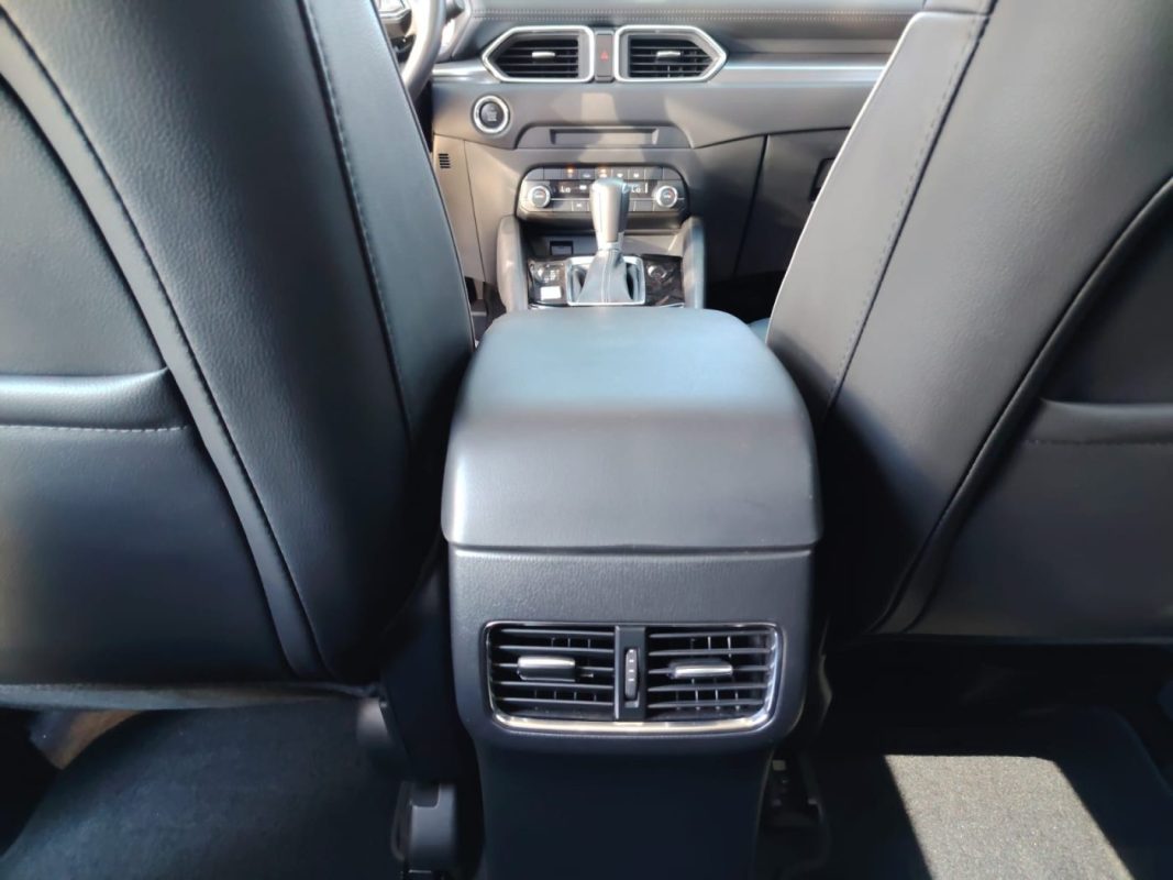 8a70b49f-31da-4093-a6d5-bb702c81d33f