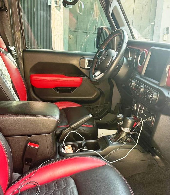 a6558f54-544f-4b35-bc9b-4d6dca9b246a