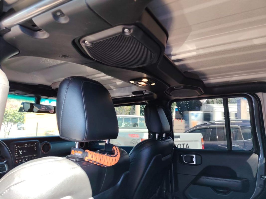 bb0c399f-f4c4-4ff6-b99d-eb01e11290f5