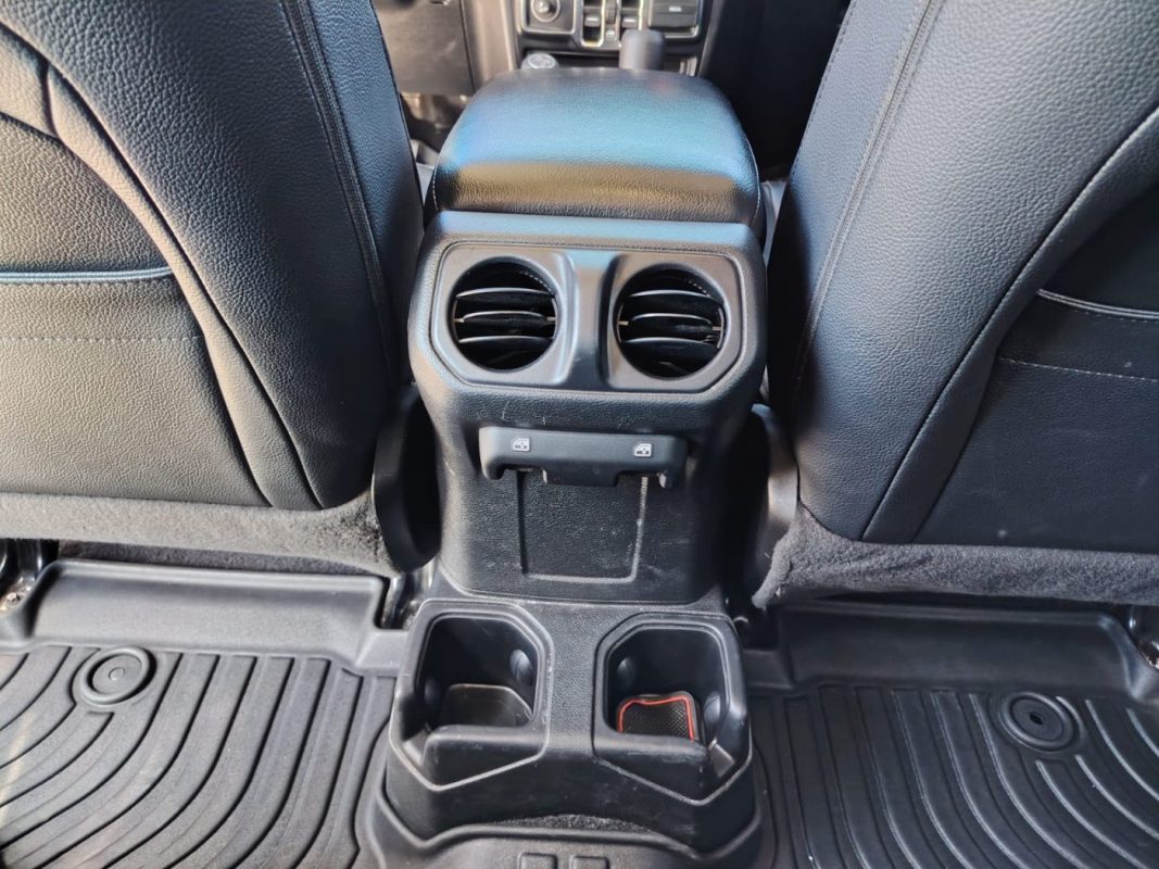 bb9ea9fe-0a04-41c7-8235-8ad09783a94a