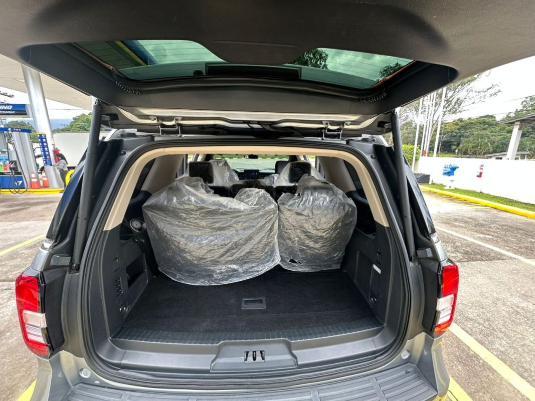 c0780243-37c8-4e31-b2e7-7dbde99781ba