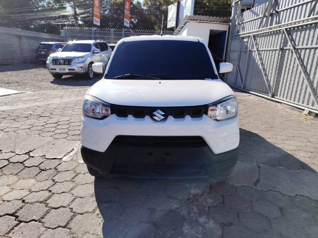 d0c75595-787c-4f97-97fa-65550894207f