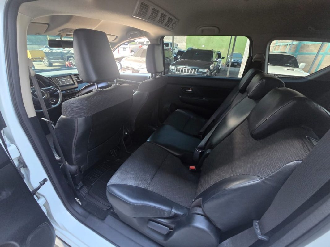 dc416293-4604-49f2-b34e-24249062b469