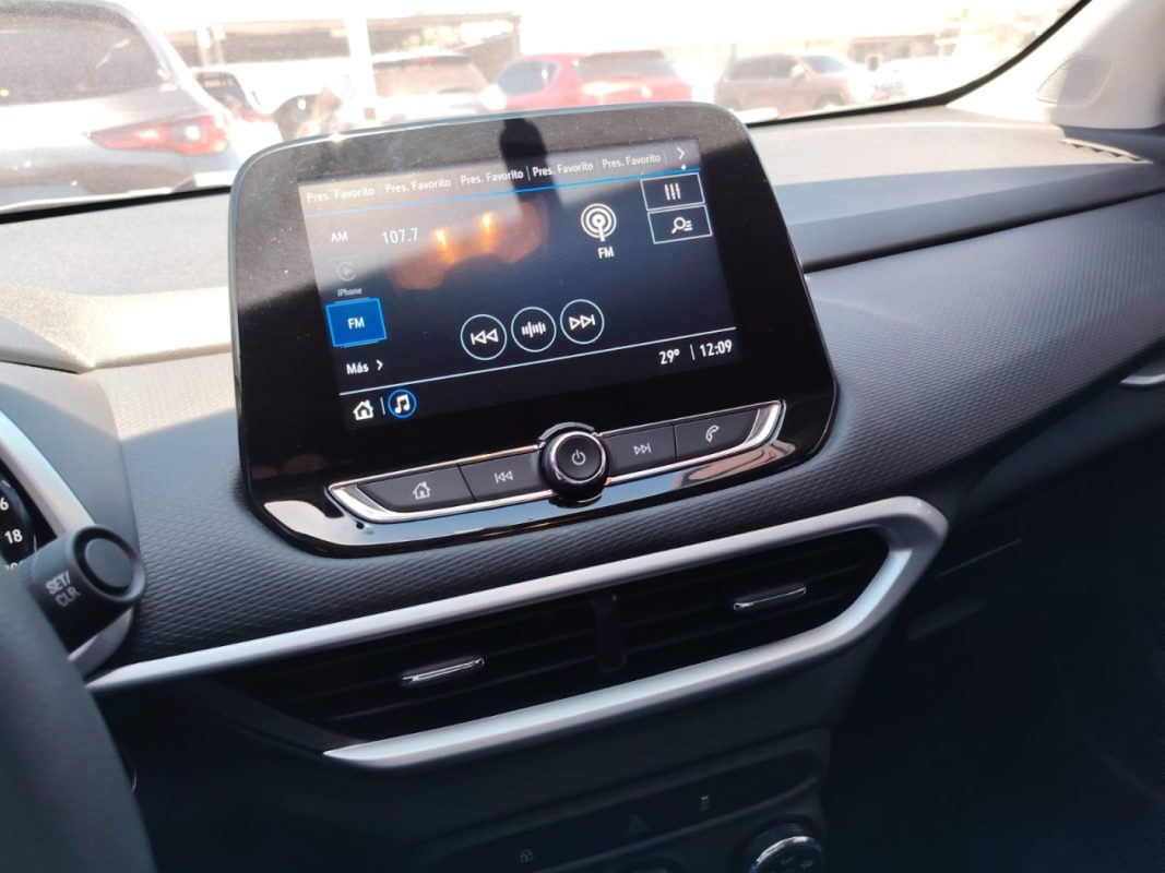 dda1ff2a-d297-48bf-8e1b-e8850b2ed55c