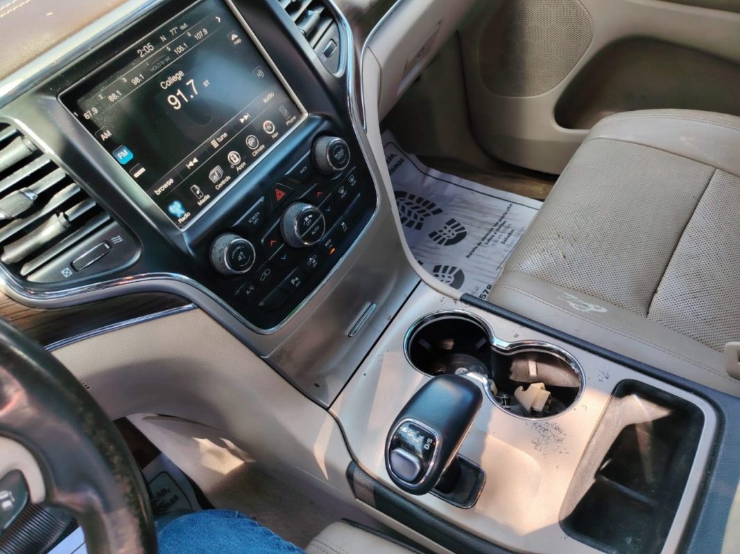 e37fb2c5-7957-45cd-babd-181673db0d2a