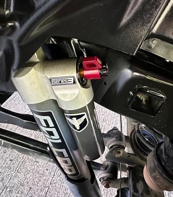 e56dd239-6e56-40fa-a565-ac650449be52