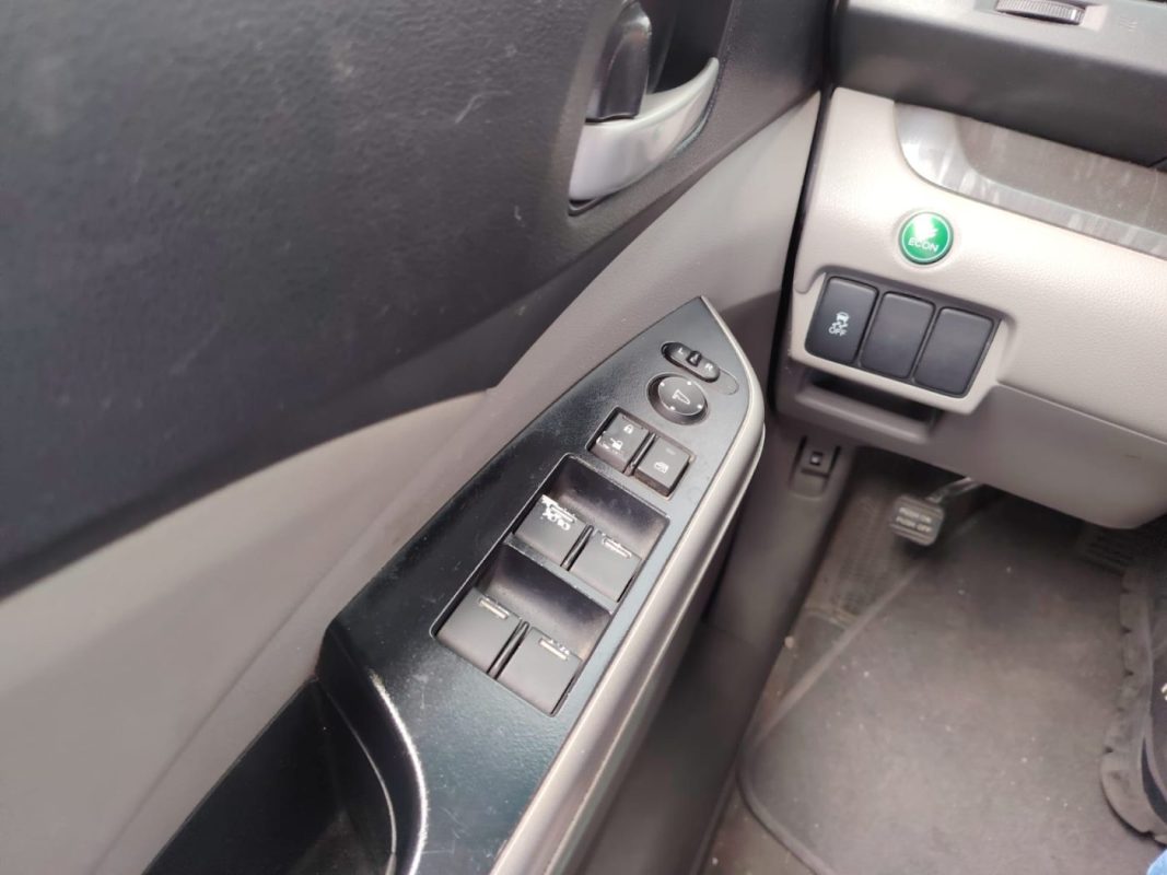 01032da5-f0ff-4f11-9ed4-3b8e1d51d142