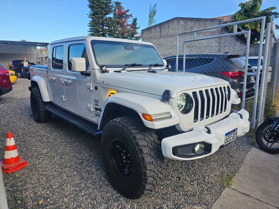 174c3784-0eaf-4708-b3e2-3bb433a25815