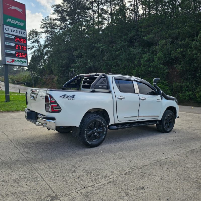 4b4a5a7b-4ee9-4e5c-8ad8-6edfd50ee849 (1)