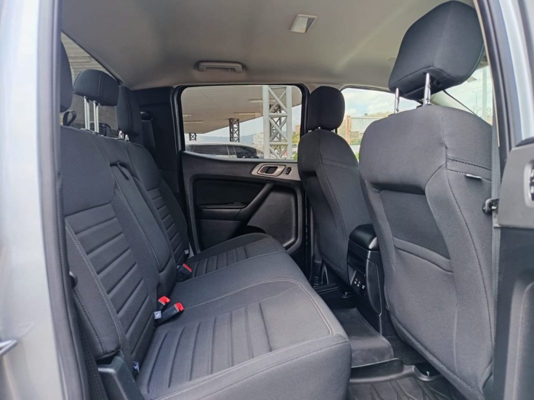 8fdb5fa2-2c9e-4411-9a48-10067a397de7