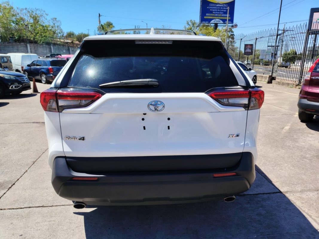 99f7666d-e754-4d97-8b44-a19591611974