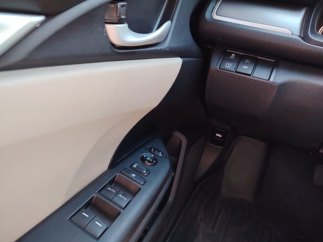 a32372a7-76a3-4001-af67-6874cadfa80b