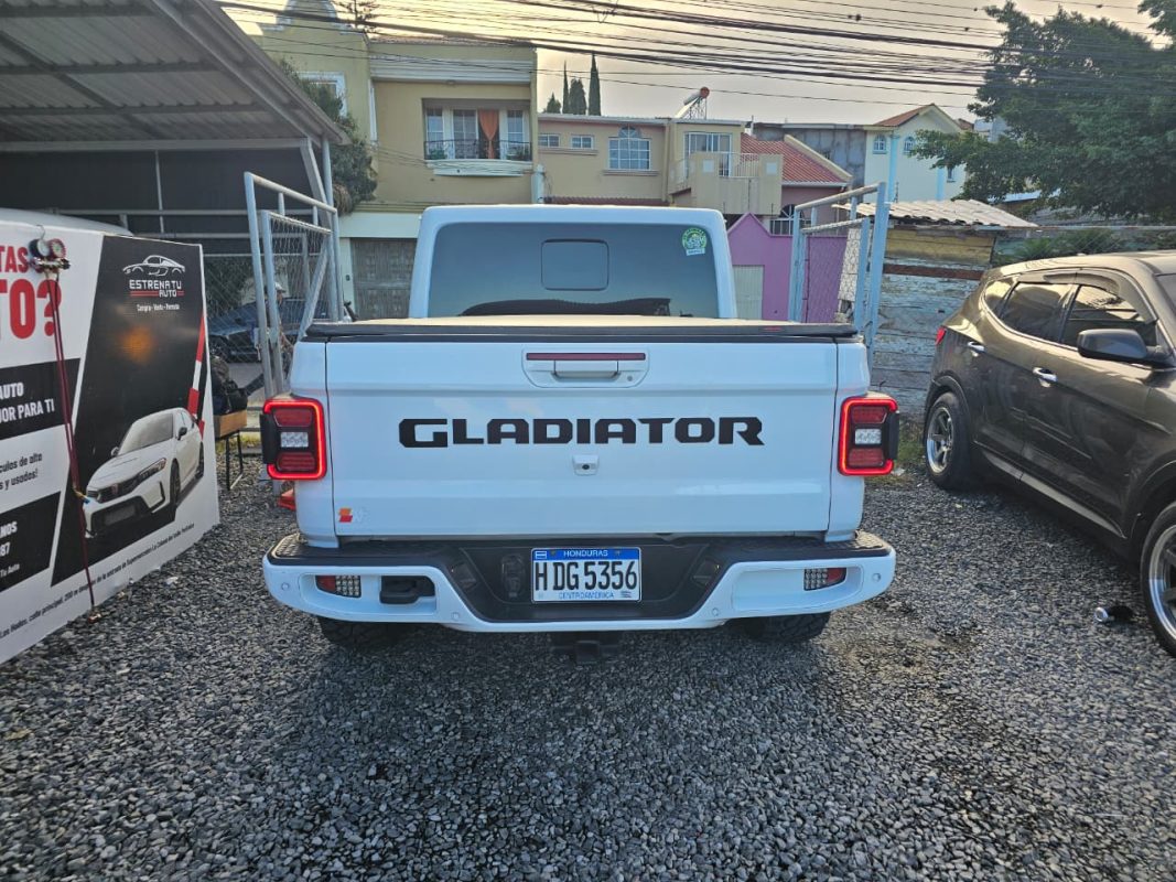 a3aa382a-cb98-4bd8-bbc9-bbc32c76192d