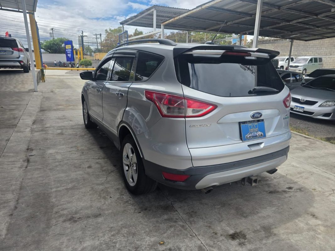 a6d55631-f327-4123-8a80-31ce5f6f63ed