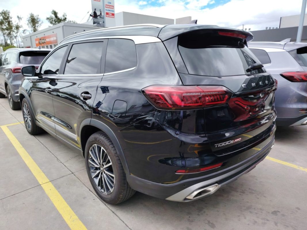 b7fdf46b-83af-451b-ad5c-e14957c8e629