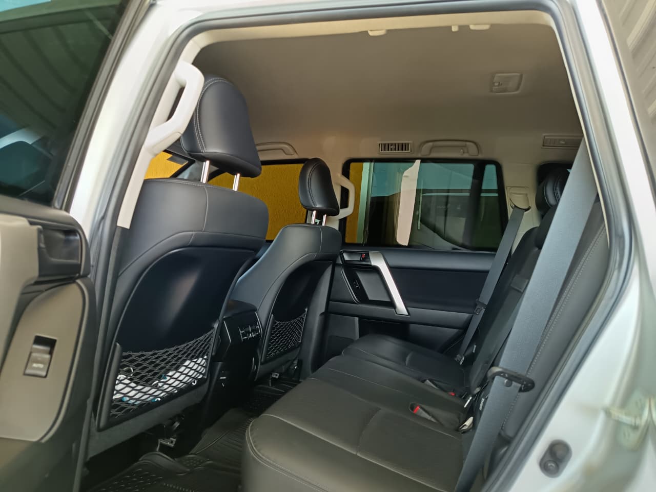 bf4e06a1-04d4-4607-bb13-db2897c1e3ea