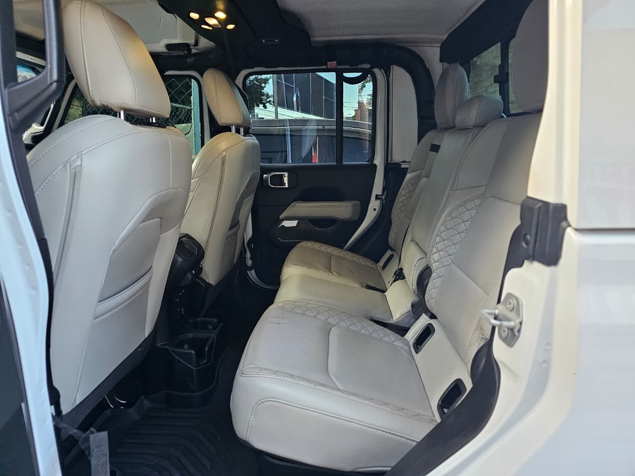 c9d8b6ba-a1df-4f93-9d7c-e9476af7b568