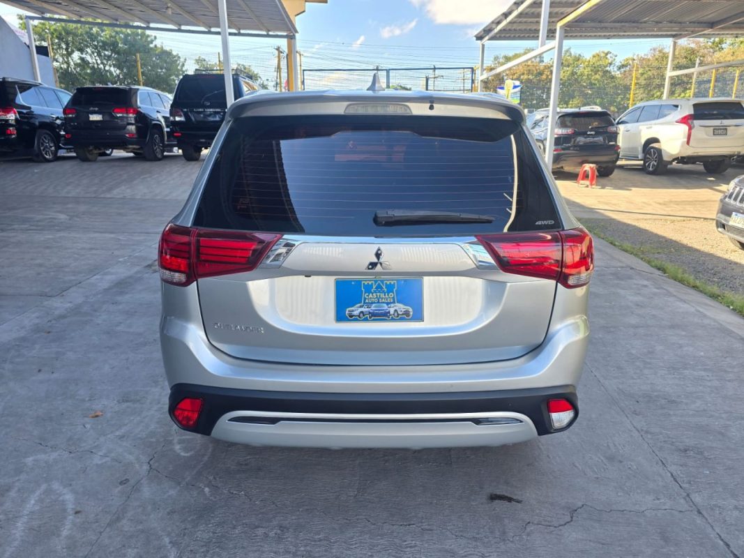 f1a770c6-edc7-4efa-8b91-8177e683952a