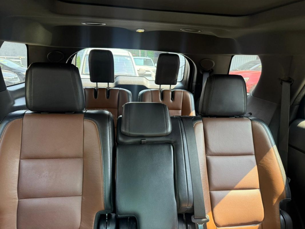 1b274786-e8ce-435b-bb70-0a22aa0ba031