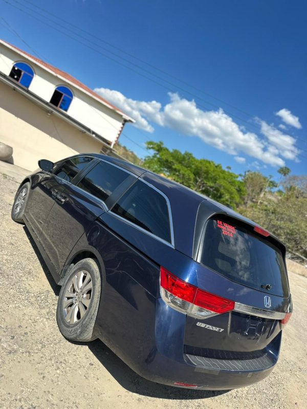 6afa342e-5532-4f57-b630-e44b86b0e34e