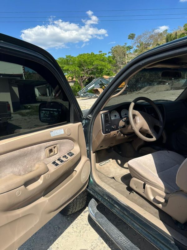 8f5b6624-f837-4c07-ba37-8a3e6716e135