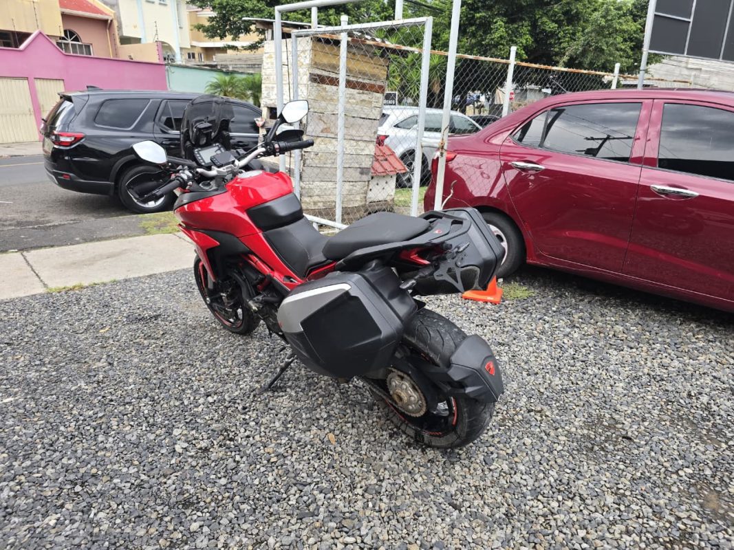 99a78b96-0a50-4d7d-9110-378bd802566d