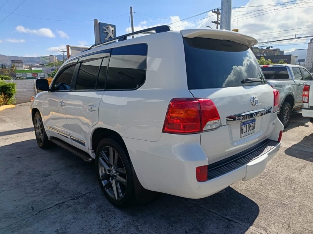 a1edac34-5003-48d2-be31-358139a1b5ad