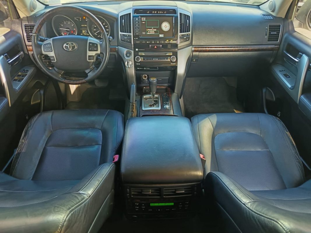 ae6f2e04-7048-4235-9adb-96de6e31deb5