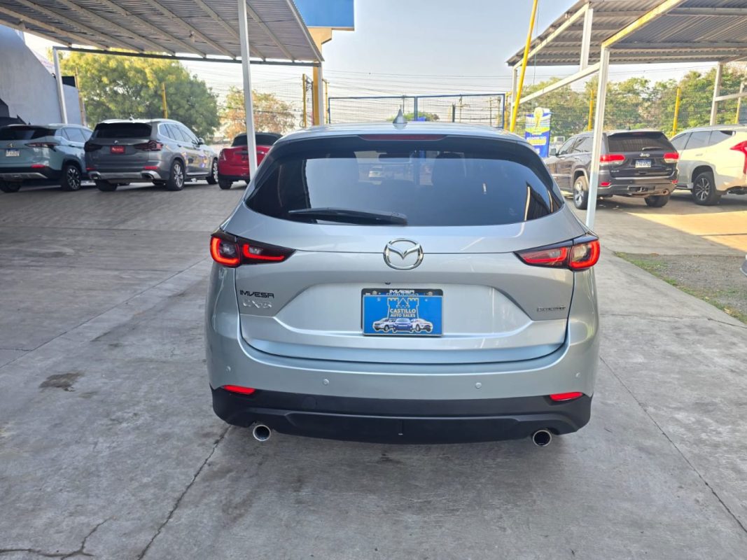 b9d18abb-fdc4-4731-96e0-33b81cb90396