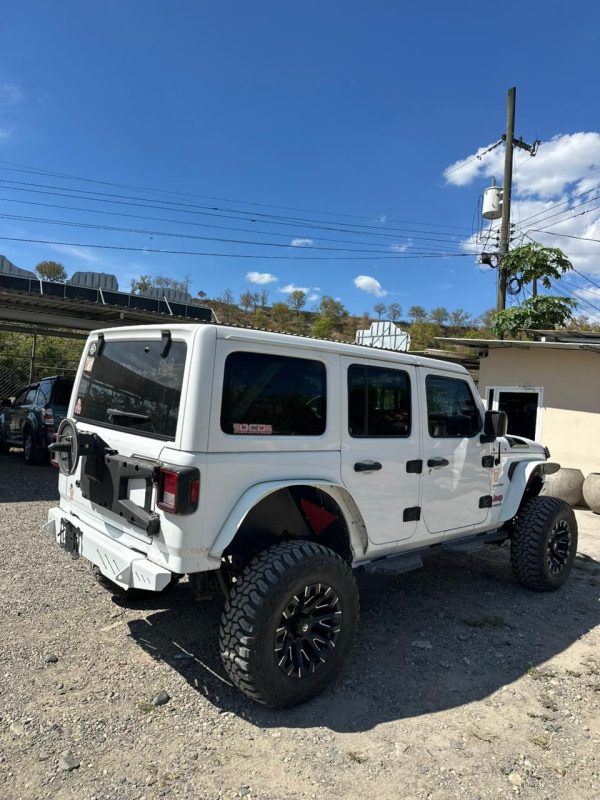 ceff563c-90b2-452a-a657-721ea4feab0a