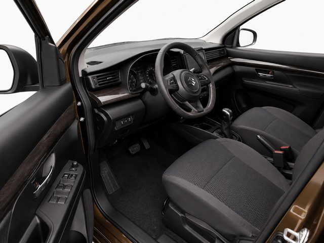 Foto_SuzukiErtiga_10